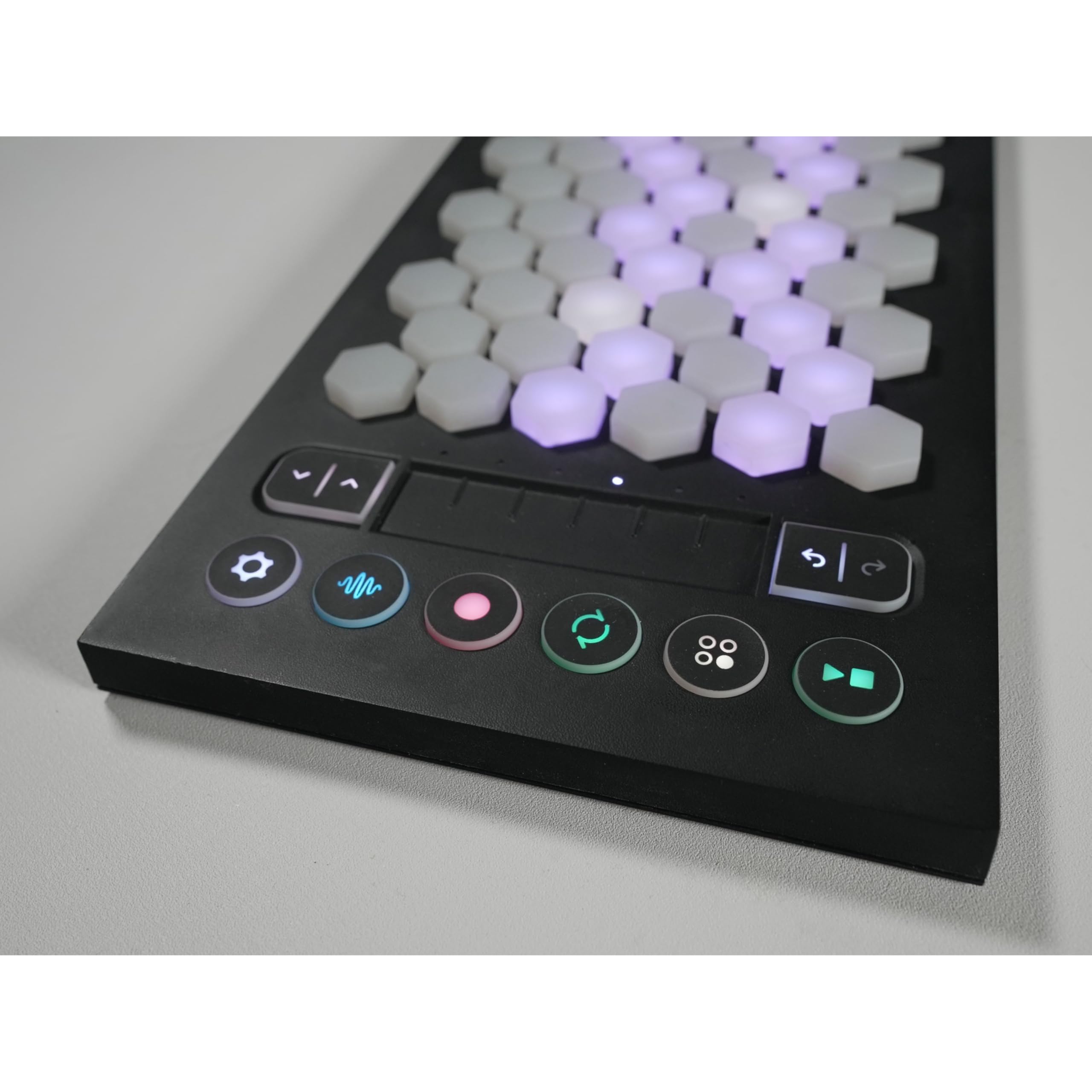 Amazon.com: Intuitive Instruments Exquis 61-Key MPE MIDI